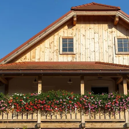 Apartmán Pri Jazere